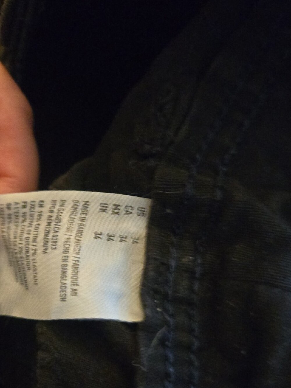 American Eagle Outfitters Men's Cargo Shorts in BLACK - Picture 4 of 6